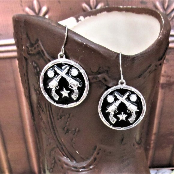Earrings - Picture 1 of 4